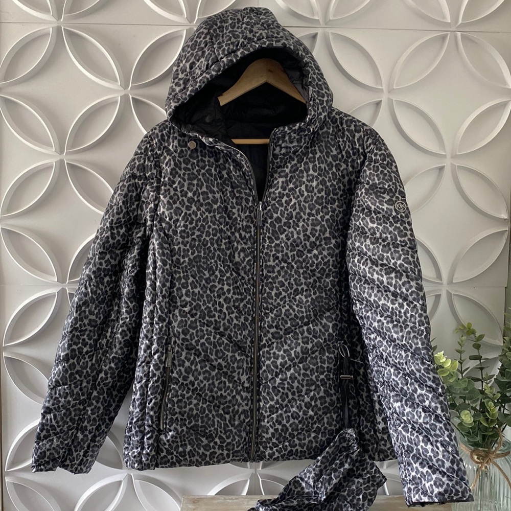 Michael Kors Packable Premium Down Blend Reversible Cheetah Print Black Jacket